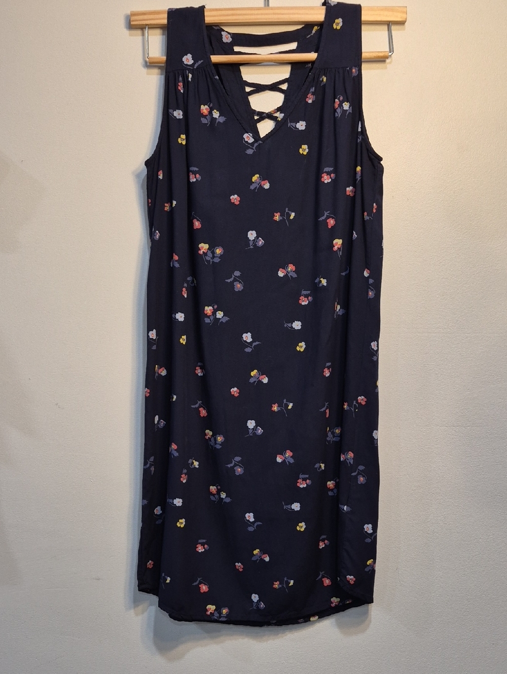 Navy Floral Lace-Up Sleeveless Dress